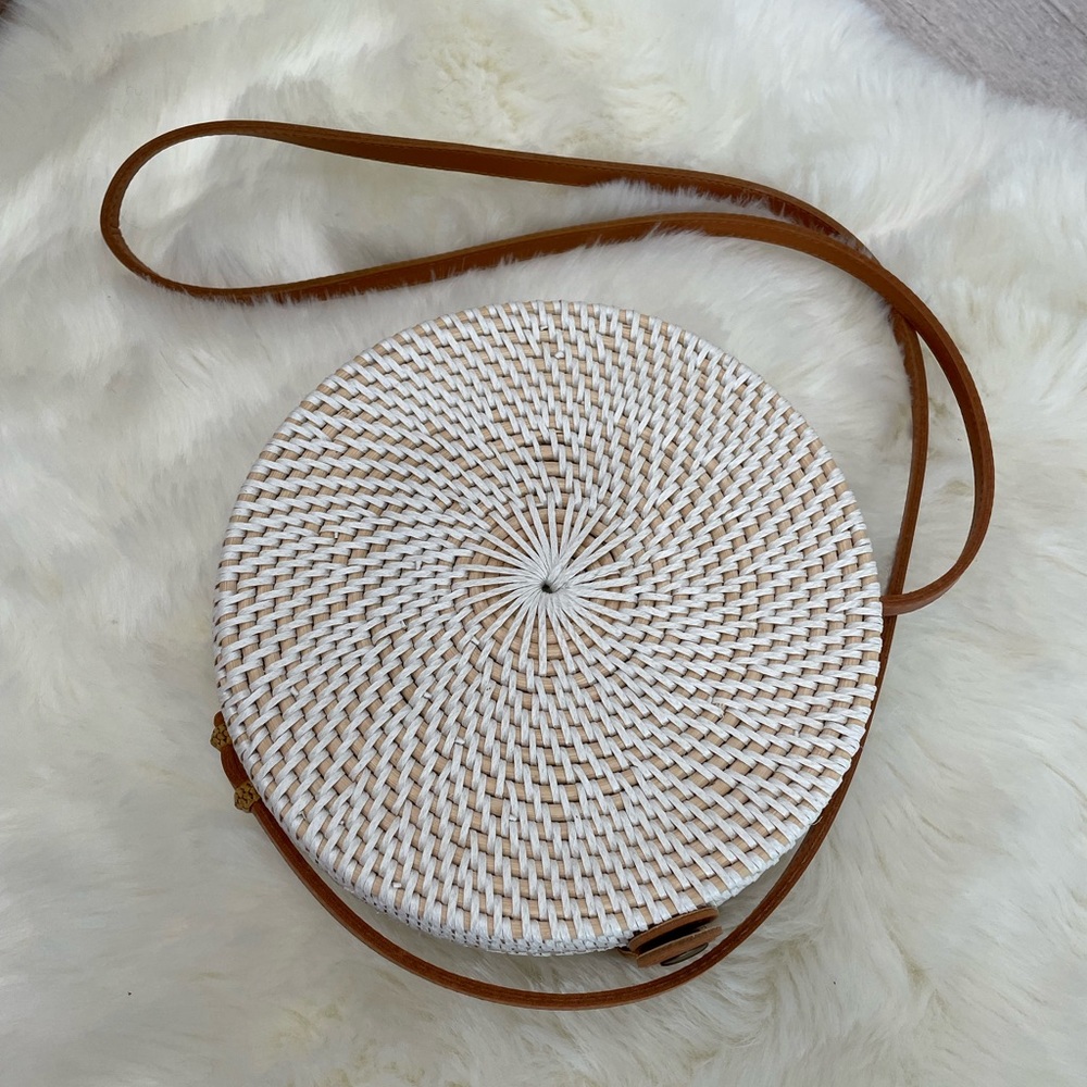 White Rattan Round Bag - Picture 3 of 5